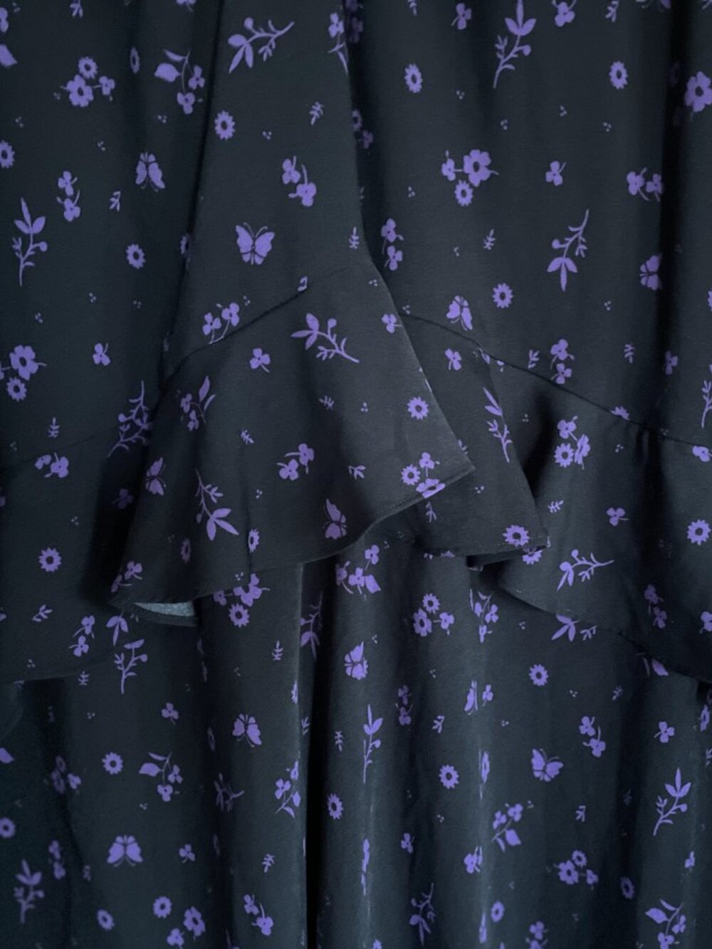 Old Navy Anna Sui Floral Dress Flutter Sleeve Ruffle Black Purple Whimsigoth, 3X - Picture 5 of 6
